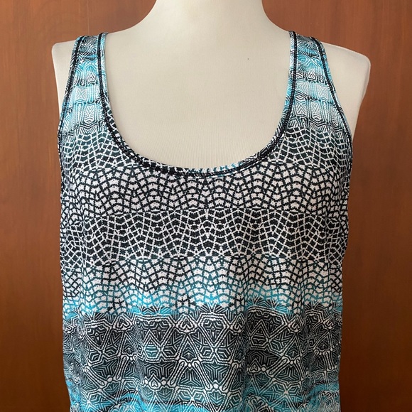 Prana lightweight tank - Picture 6 of 6
